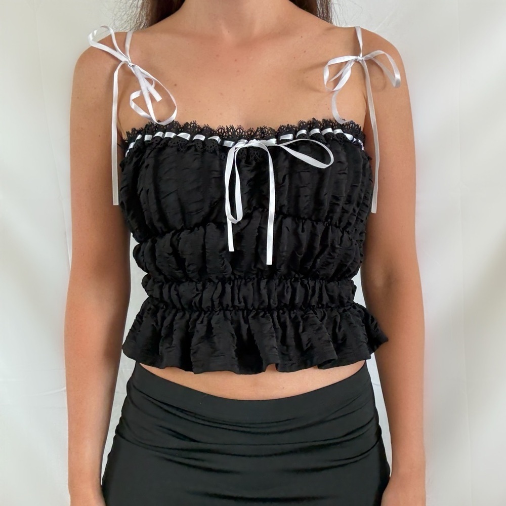 Forever 21 black Y2K scrunch crop top tie straps blouse large